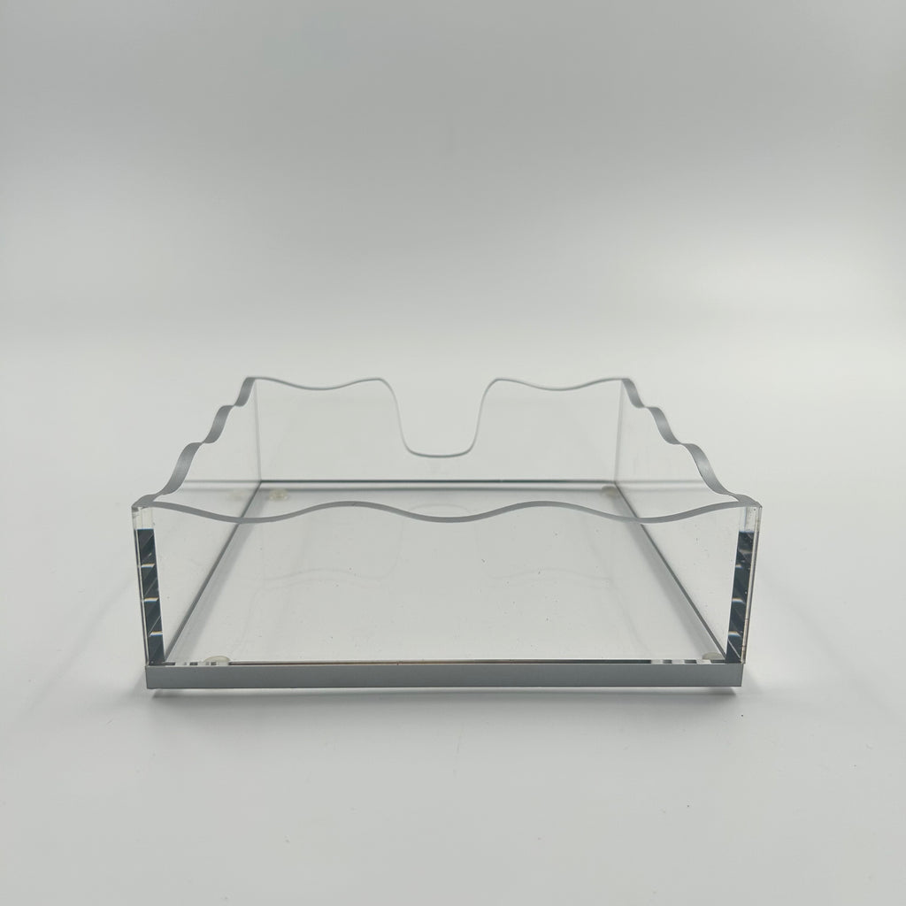 Modern Clear Acrylic Challah Tray with Scalloped Edge | Shabbat & Holiday Serving Tray