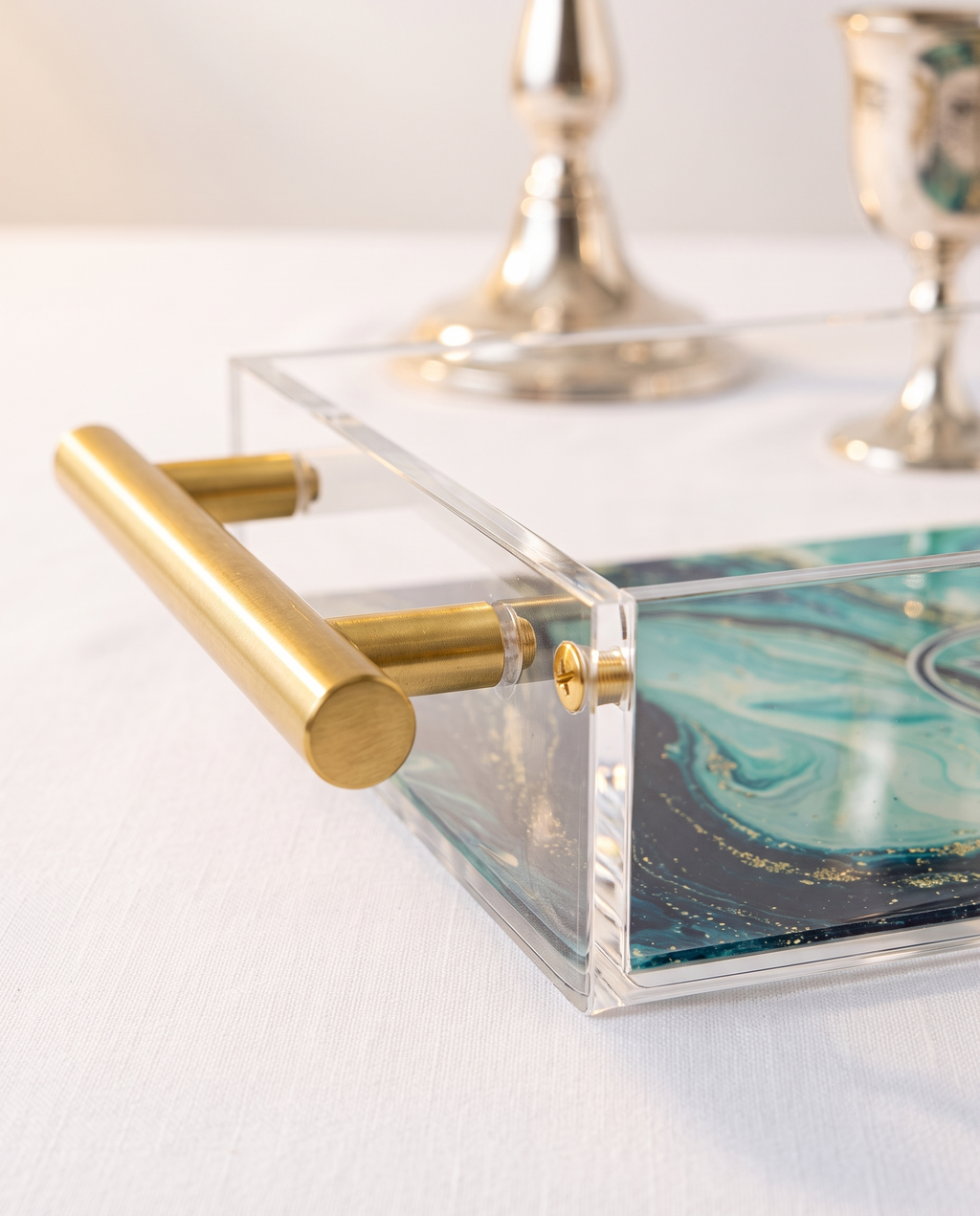 Luxury Acrylic Challah Tray  – Modern Marbled Judaica Serving Board for Shabbat & Yom Tov