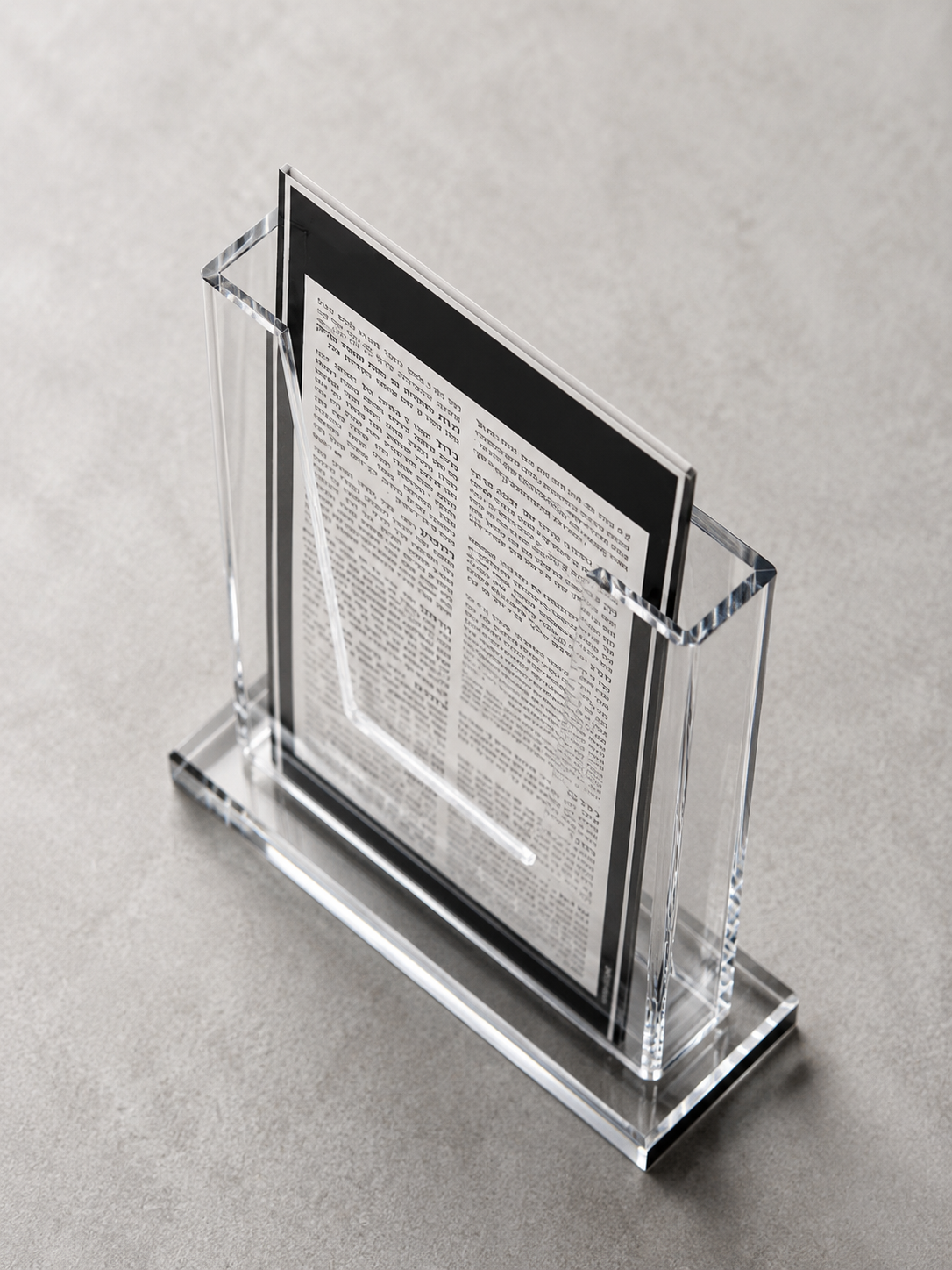 Acrylic Birkat Hamazon Set – Modern Lucite Bencher Stand for Shabbat Table & Jewish Home Decor