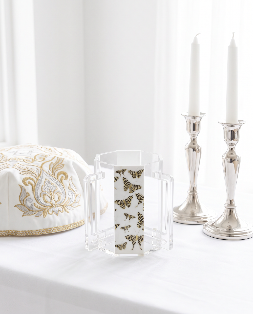 Modern Clear Acrylic Netilat Yadayim Washing Cup with Butterfly Design | Ritual Hand Washing Cup