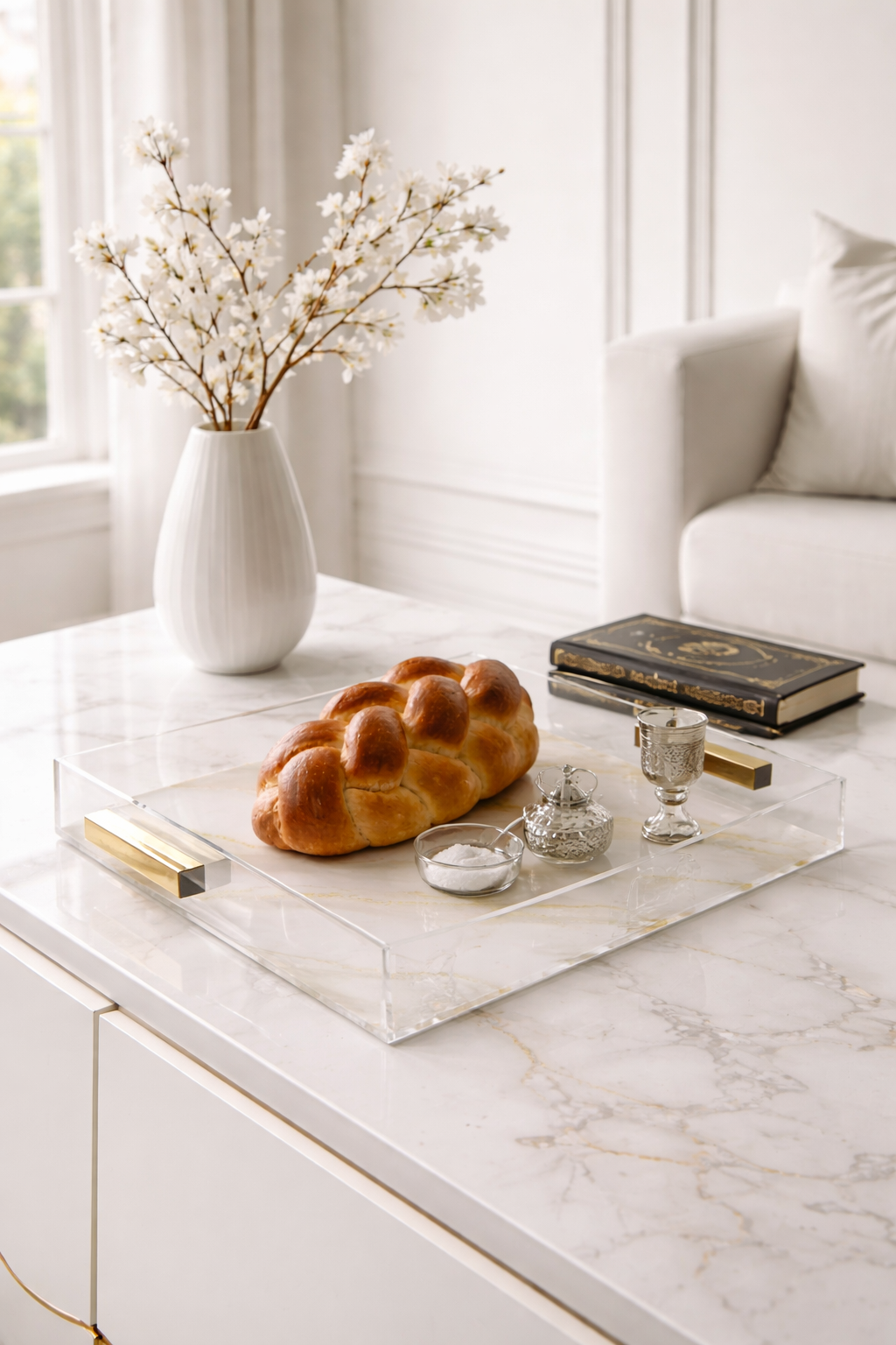 Luxury Acrylic Challah Tray with Gold Handles – Modern Shabbat & Holiday Marble Print Judaica Board