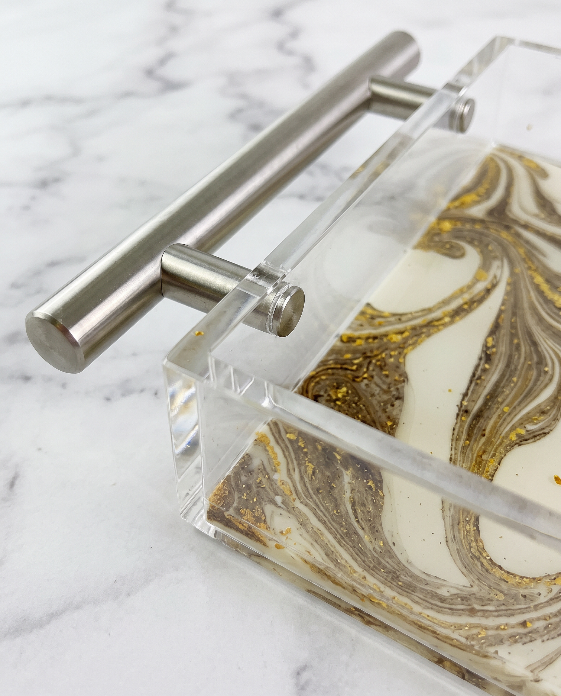 Luxury Acrylic Challah Tray  – Modern Marbled Judaica Serving Board for Shabbat & Yom Tov