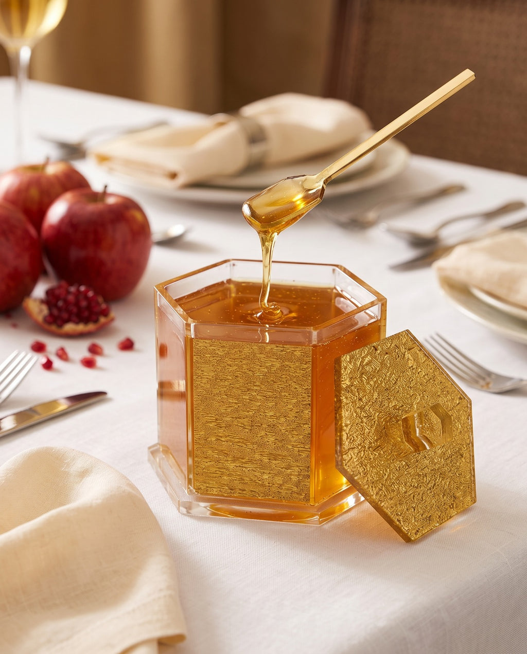 Luxury Hexagon Honey Dish with Dipper for Rosh Hashanah – Gold & Clear Acrylic